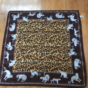 VTG Jaclyn Smith Italian Leopard Print Scarf
